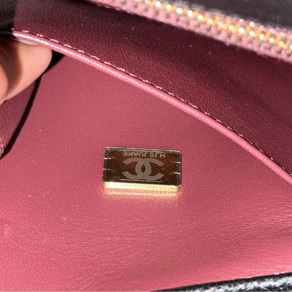 Chanel Coco Medium - Picture 13 of 15